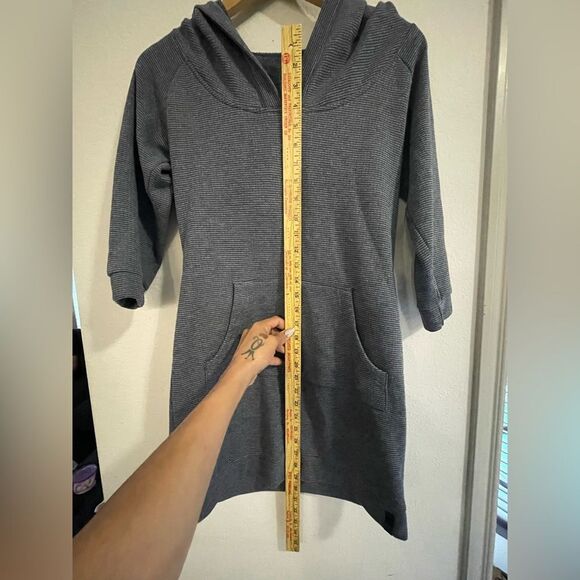 Blue Striped Long Hoodie - Picture 6 of 6